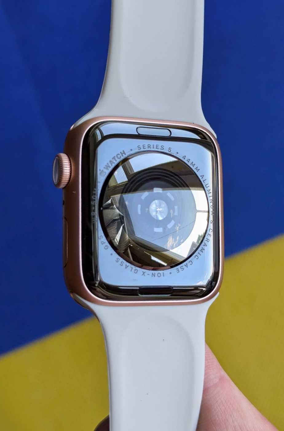 Gold Акб 95% Apple Watch 5 44 + 3D UV скло