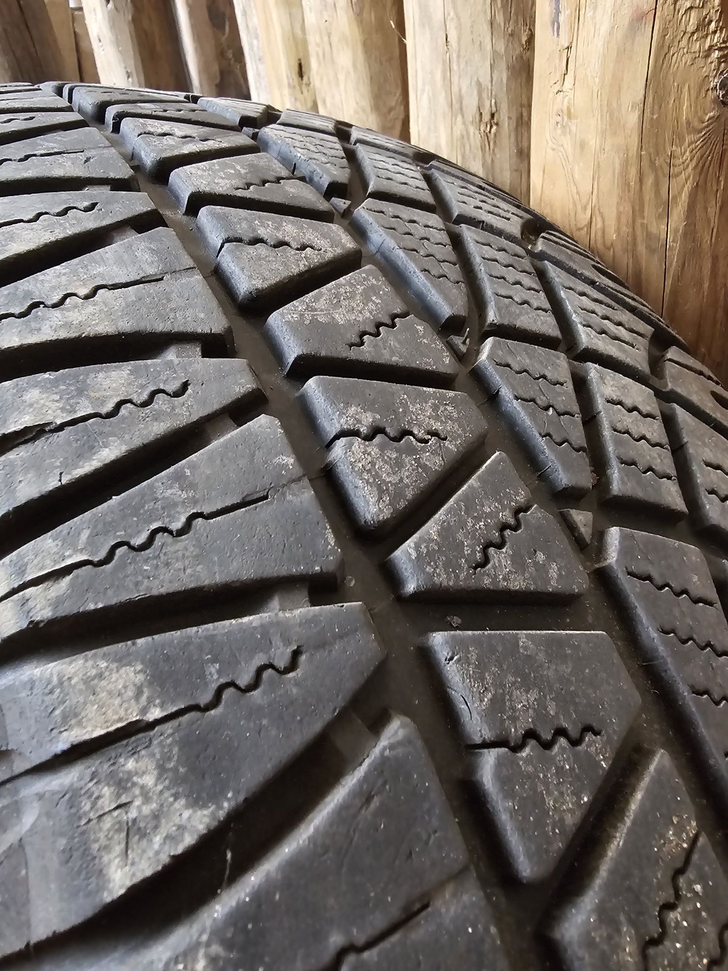 Jantes jipe Toyota 17'' + pneus Michelin