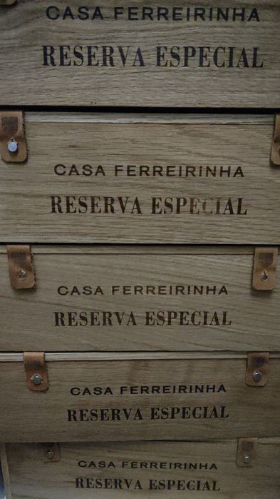 Caixas de madeira reserva especial