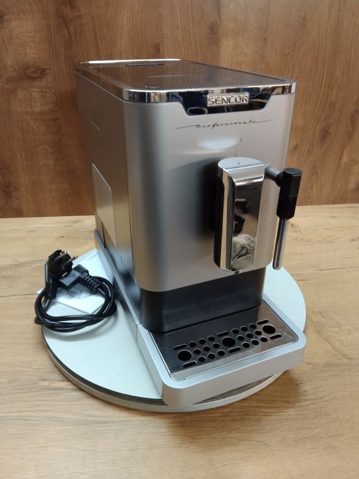 Ekspres do kawy SENCOR SES8010CH