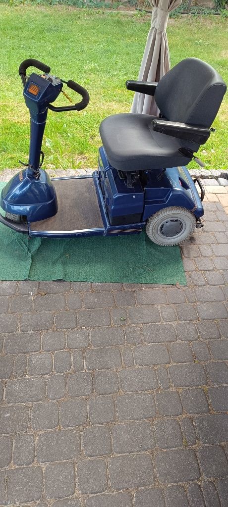 Wózek elektryczny dla seniora w bardzo dobrym stanie