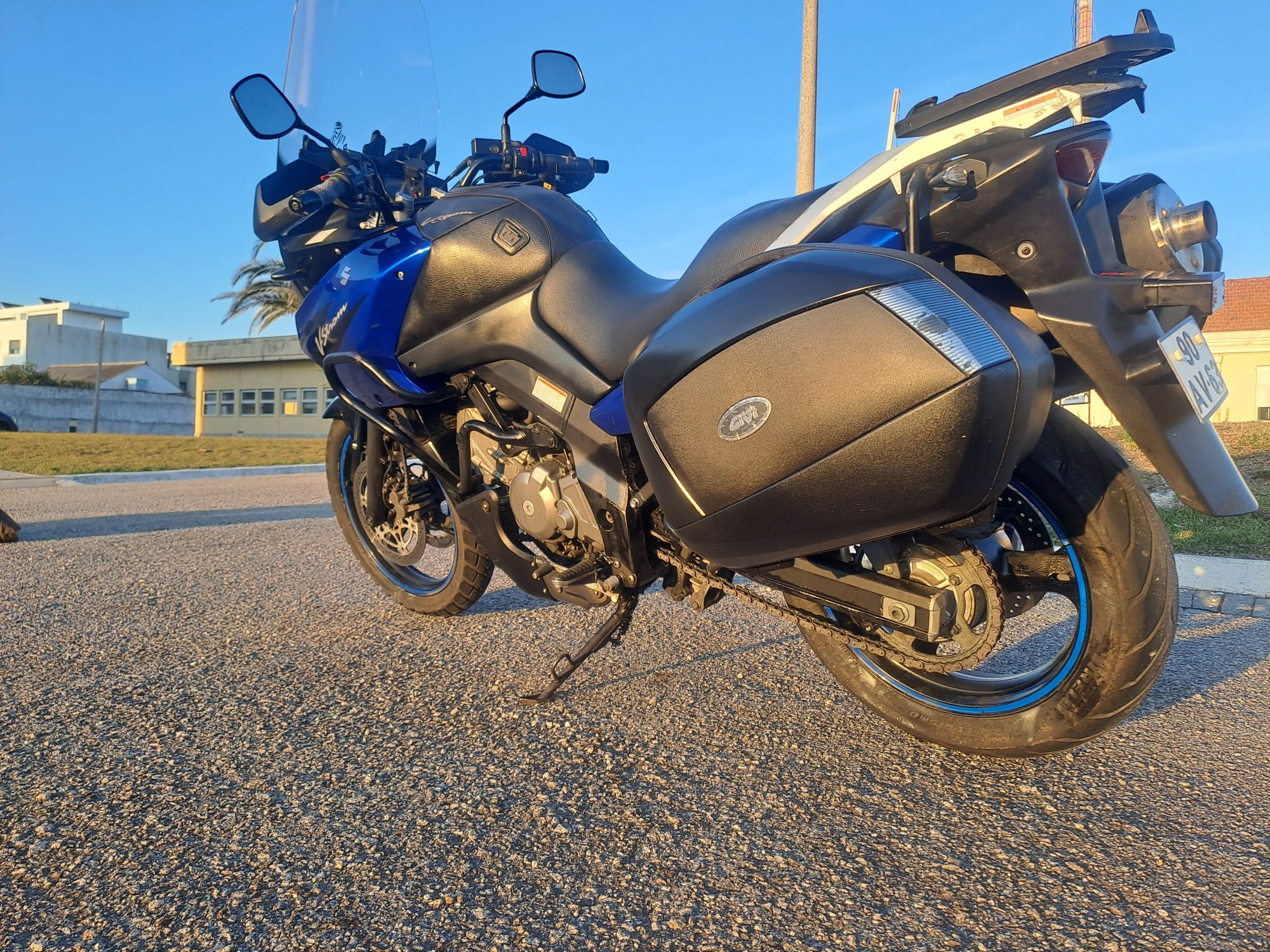 suzuki DL 650 v-strom
