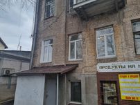 Продам 2ком.квартиру в центре.