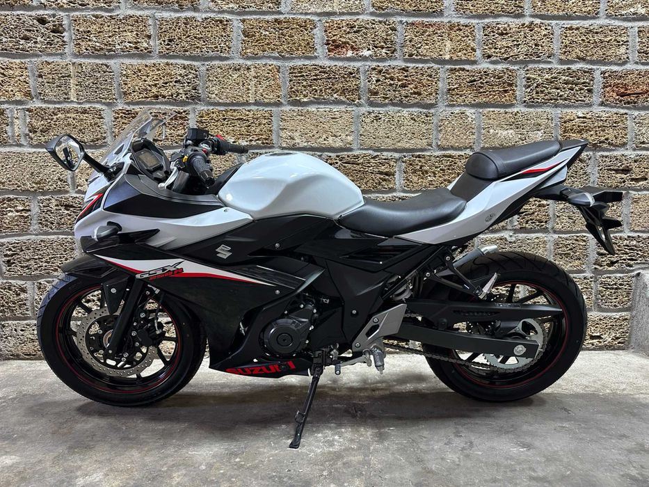 Suzuki GSX 250R з Японії