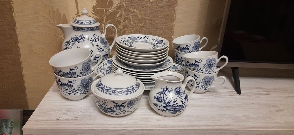Столовый сервиз "Синий лук"