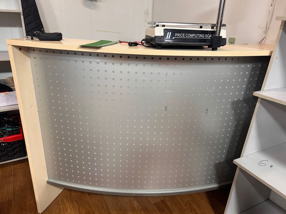 Стіл Стійка адміністратора.