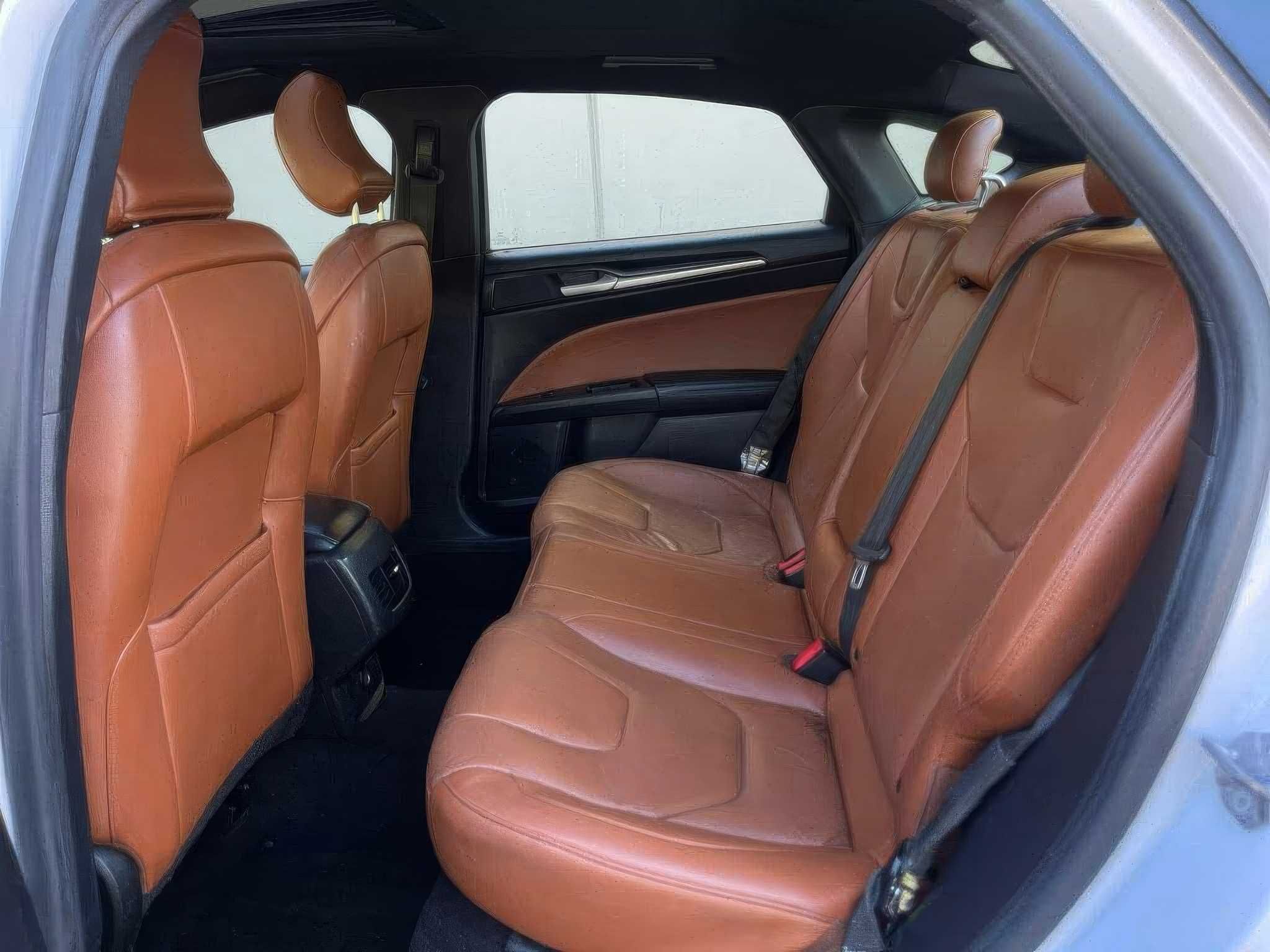 Ford Fusion Hybrid Titanium 2019