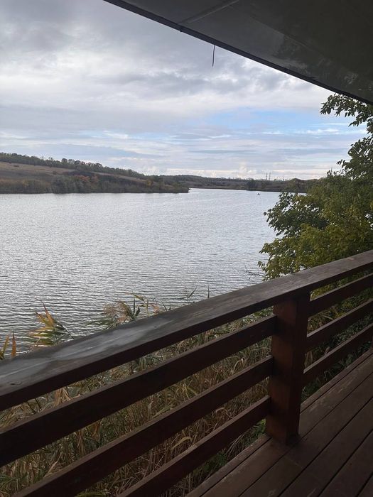 Продается озера на выезде с днепра