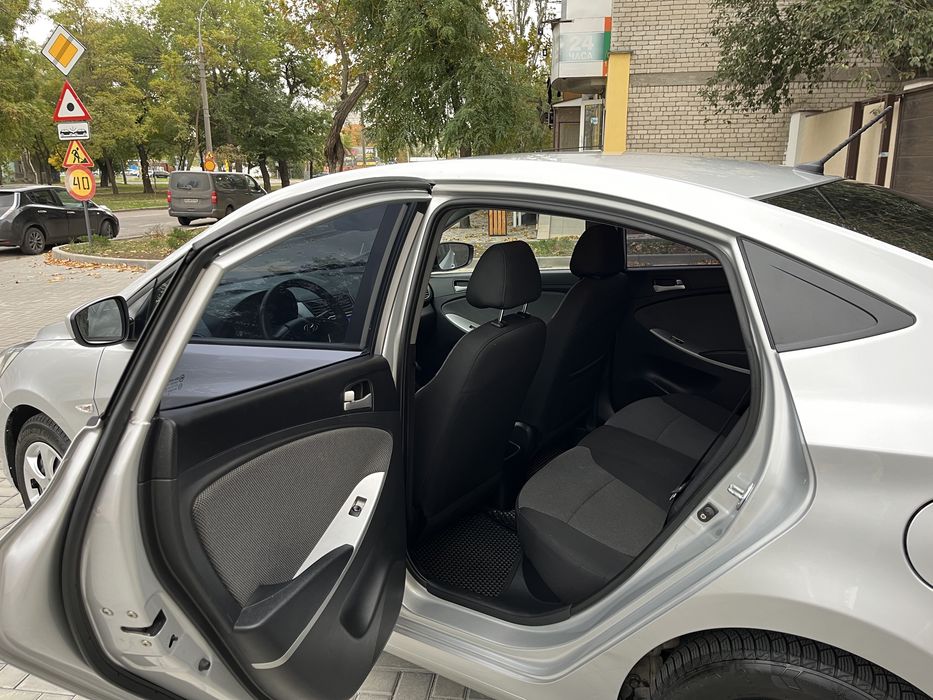 Продам Hyundai Aceent 2013 рік Газ 4