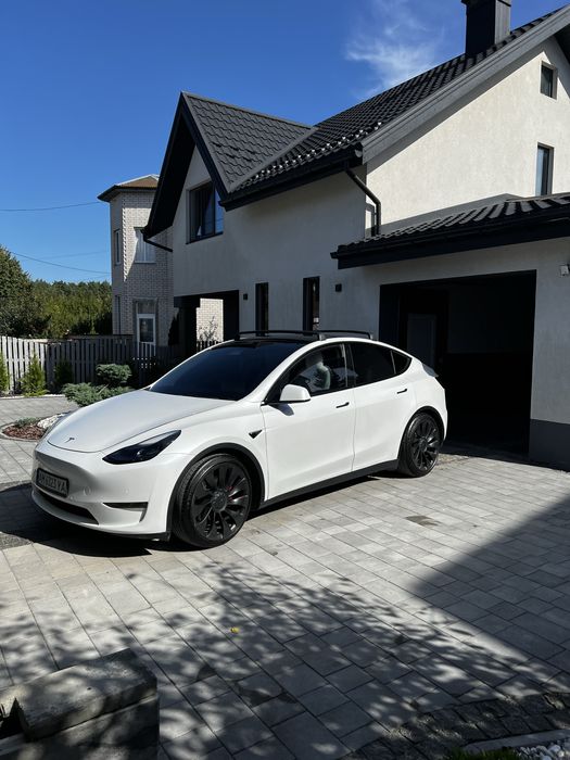 Tesla model Y Performance 2022
