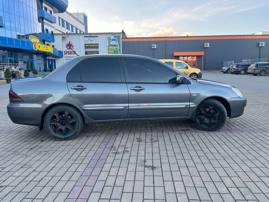 Mitsubishi Lancer 9 1.6