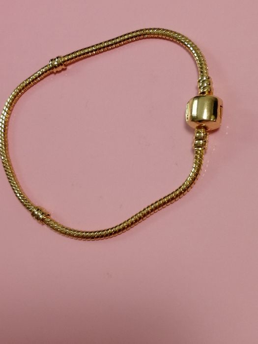 Продам новый позолоченный браслет 925 проба.