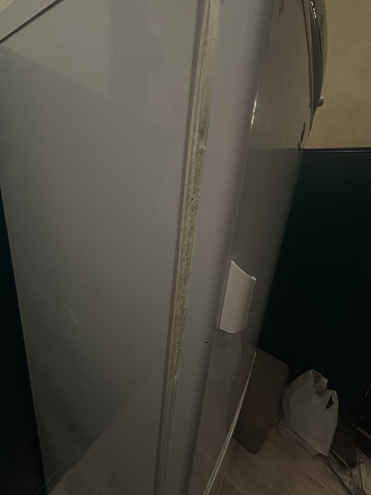 Холодильник Indesit