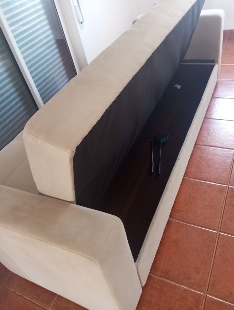 Sofá cama com Baú