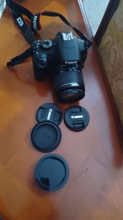 Máquina  canon 1200D oferta imperdível.