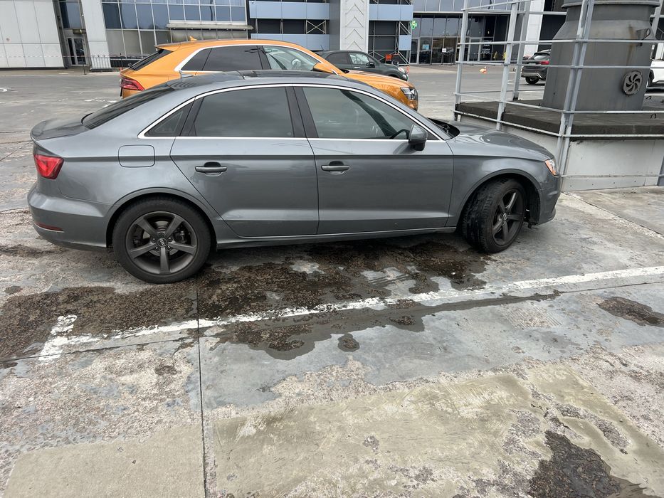 Ауді а3 1.8 бенз панорама