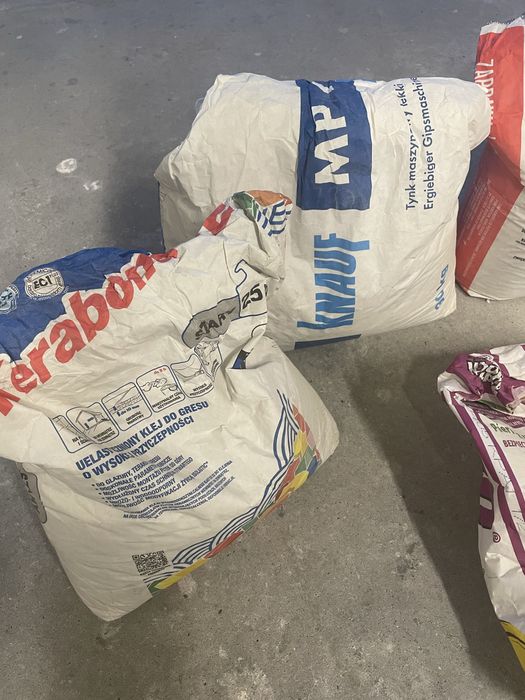 Chemia budowlana tynki Knauf kleje zaprawa tynkarska Uniflott