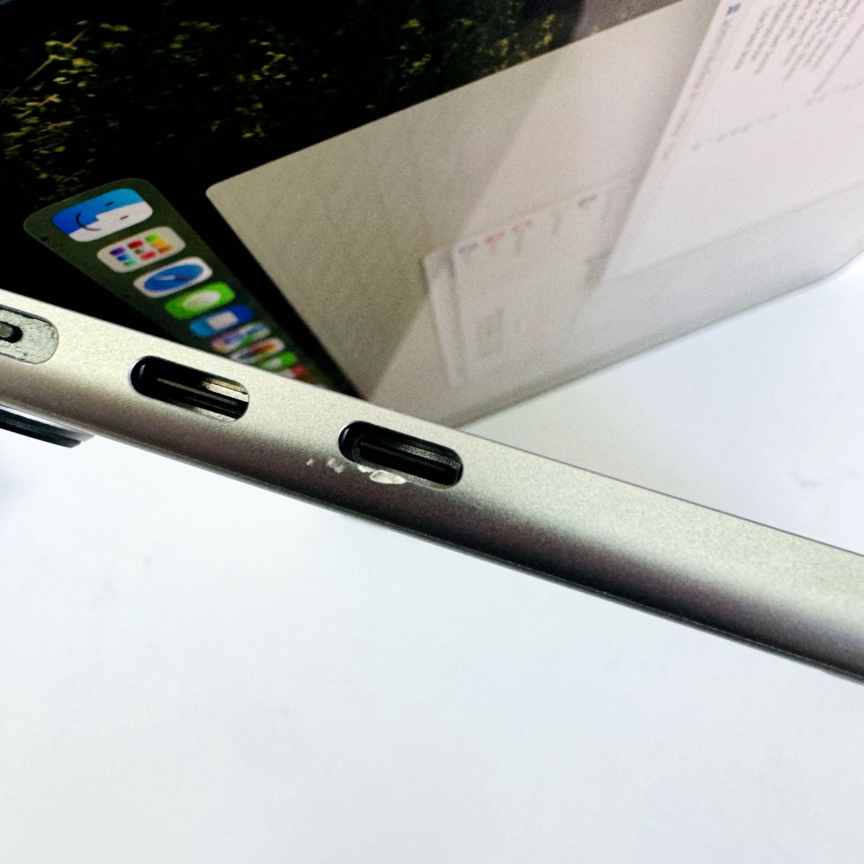 MacBook Air 15' M2 8/256 Space Gray