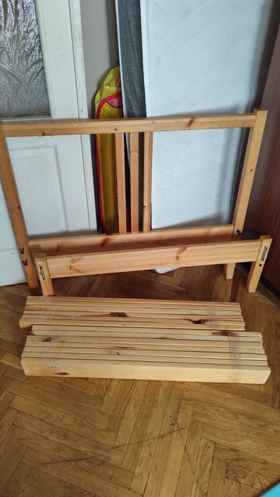 Продам односпальне подросткове ліжко