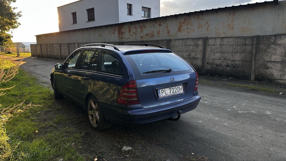 Mercedes-Benz W203 C200 CDI