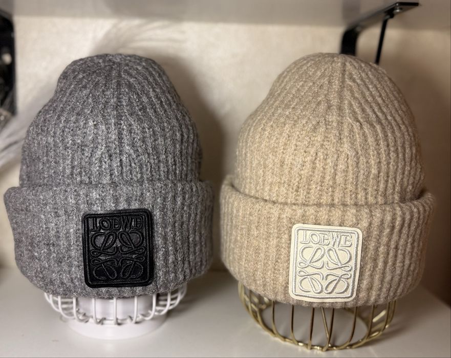 Шапка бежева Loewe шапка сіра Loewe кашемір та шерсть