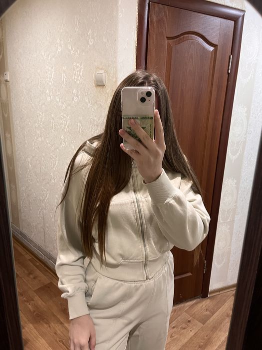 Жіночій костюм беж