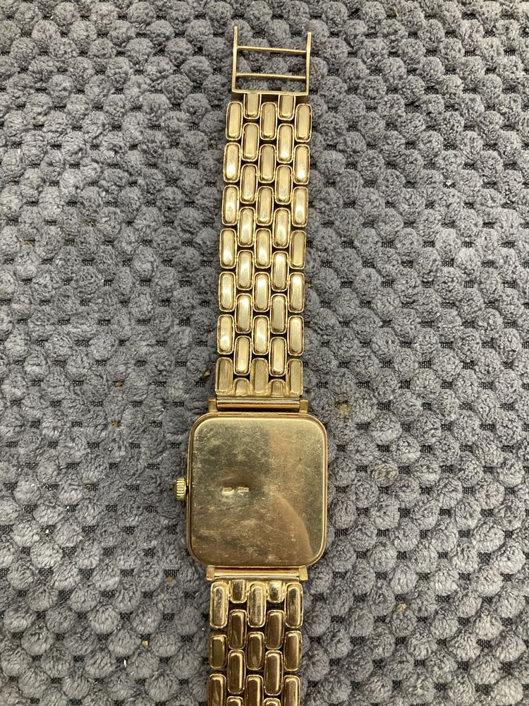 Золотые часы гранТайм с браслетом .