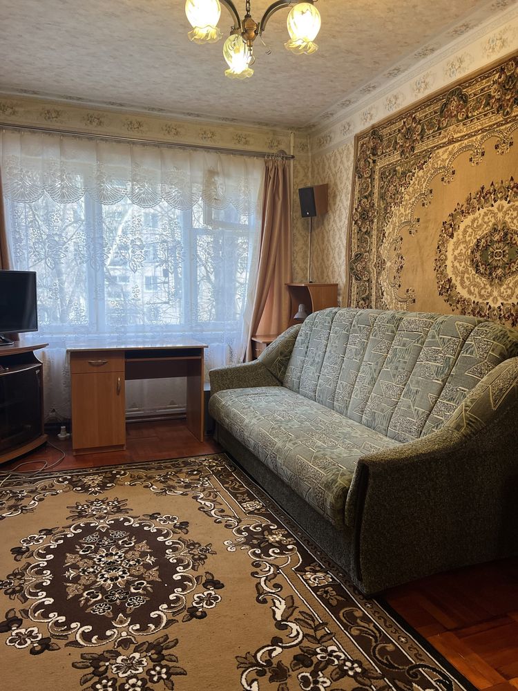 Продам 2-х комн. кв. ул. Полякова 17 999$