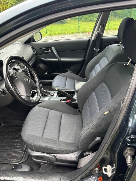 Samochód osobowy MAzda