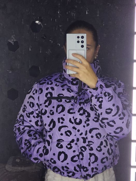 Продам курточку, бомбер