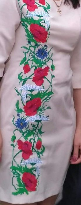 Вишите плаття ( машинна вишивка хрестиком)