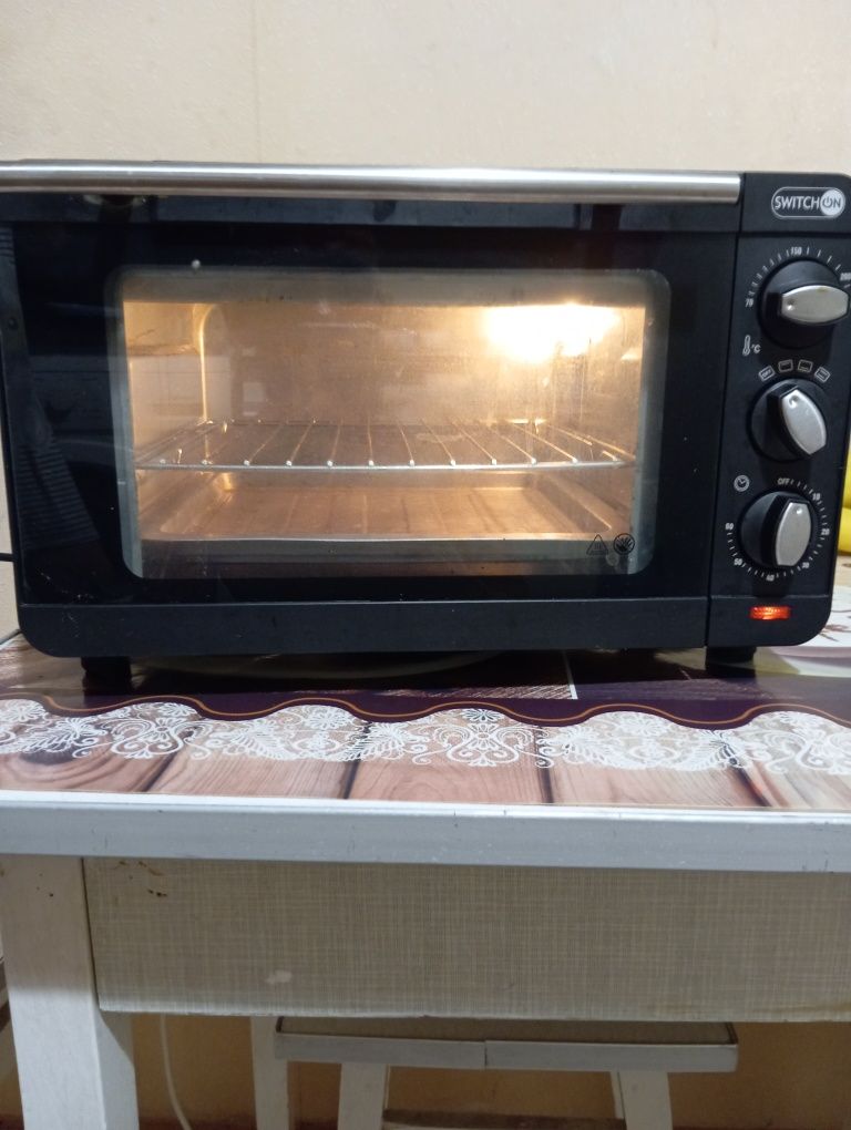 Продам духовку !