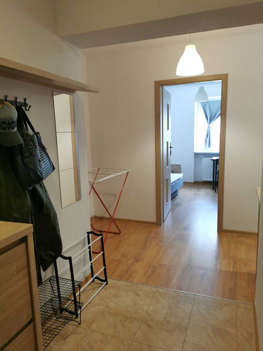 Pokój dla kobiety, Traugutta, centrum.