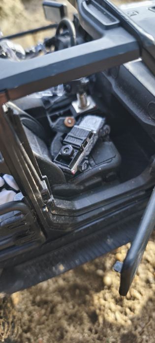Model zdalnie sterowany MN 128 Jeep Wrangler