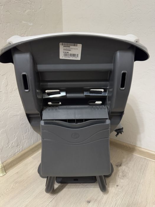 Britax Romer Модель FIRST CLASS PLUS дитяче автокрісло