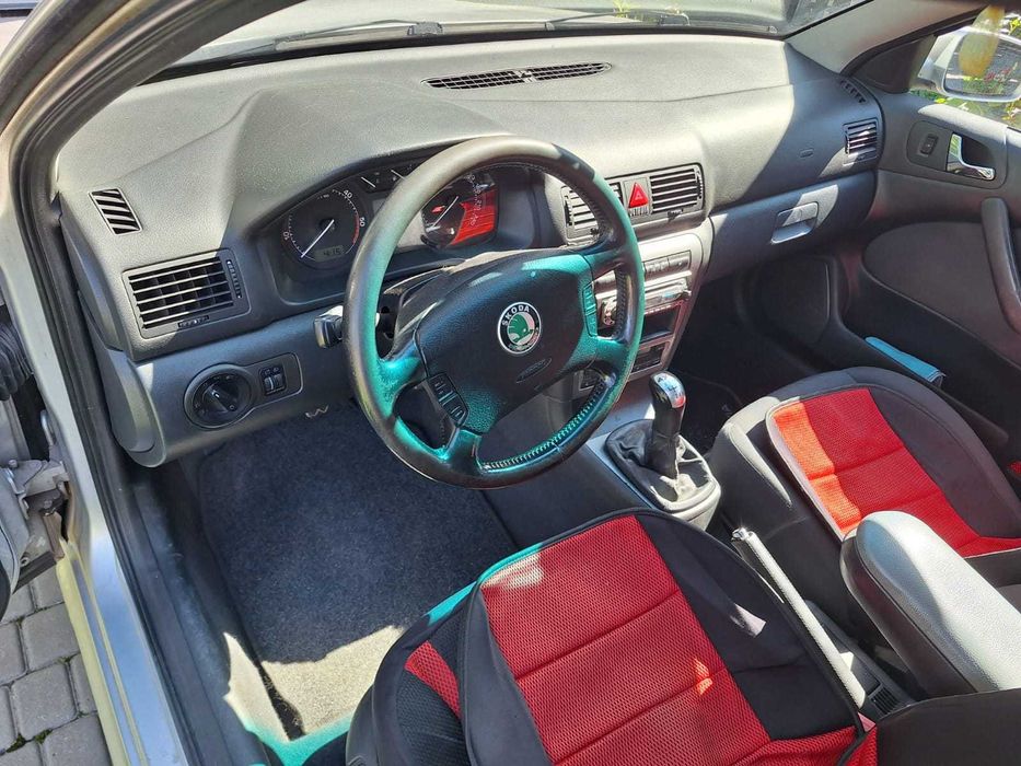 Октавія 4Х4 в гарному стані