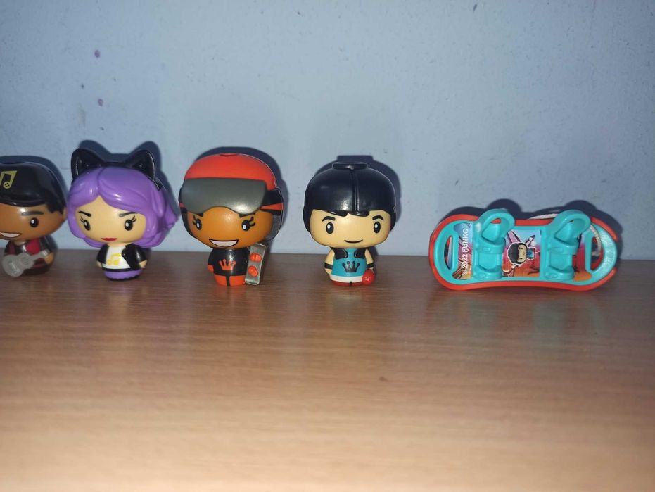 Фігурки Kinder Joy Funko Pop . Фанко поп