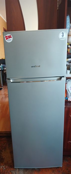 Продам свой холодильник