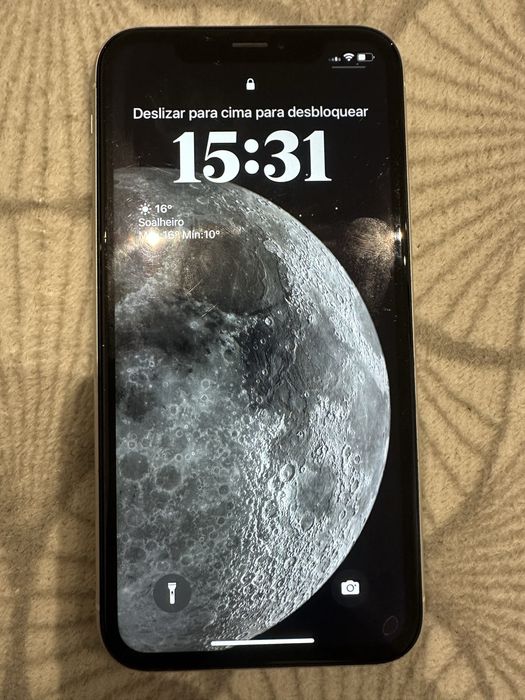 Iphone XR 64Gb 77% de bateria