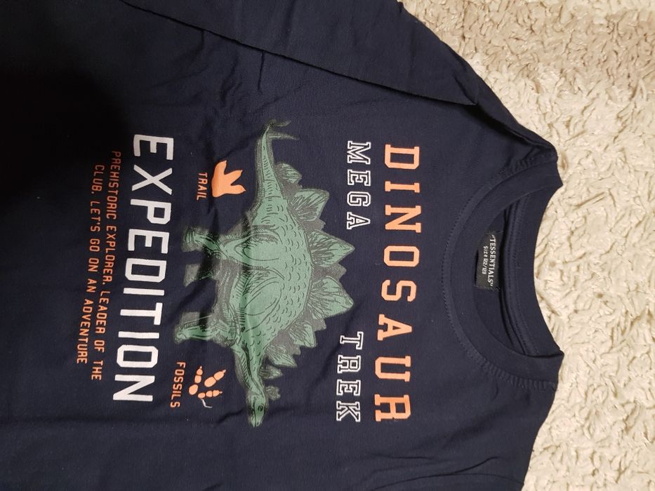 Pizamka dla chłopca z dinosaurami rozmiar 122/128 Nowa