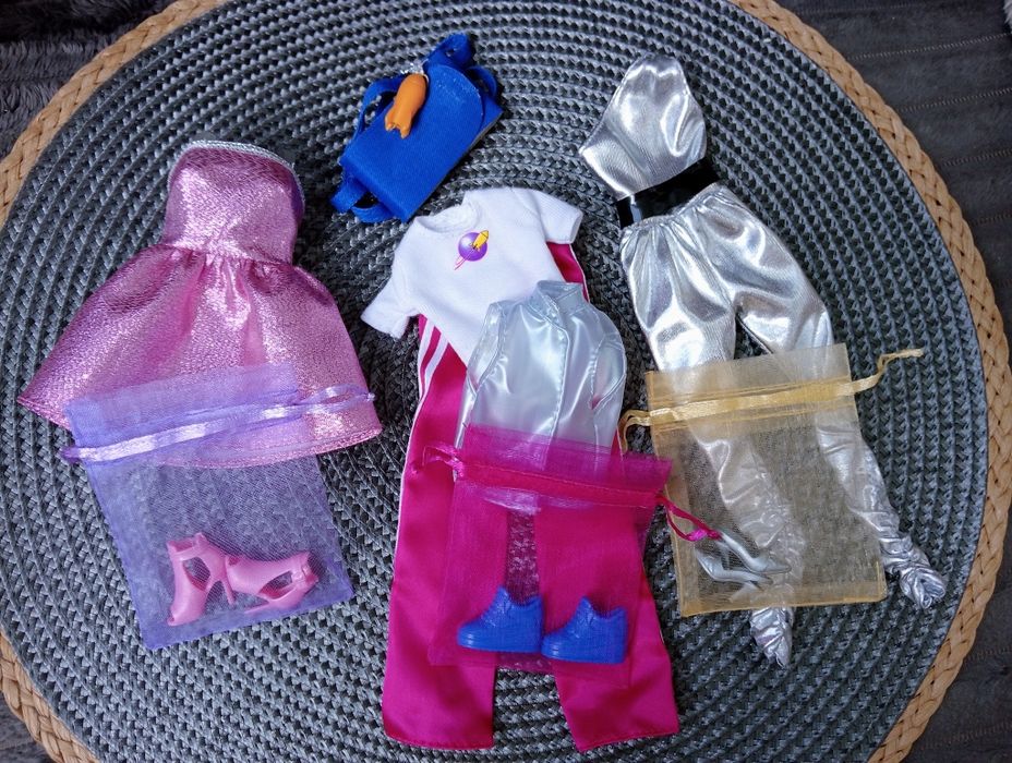 Оригінальний одяг барбі. Набір. Подарунок на Миколая для дівчинки.