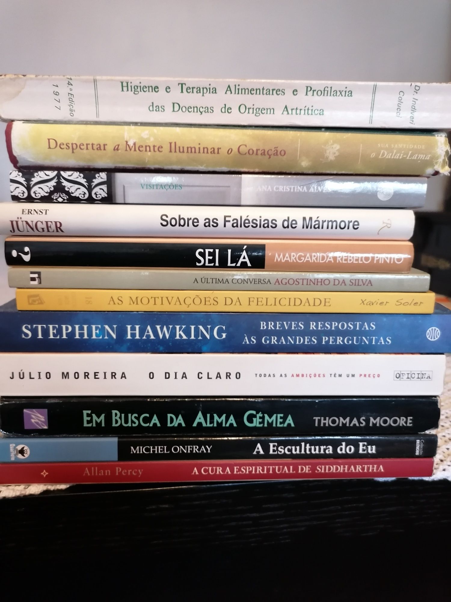 Livros em 2 mão Bom estado