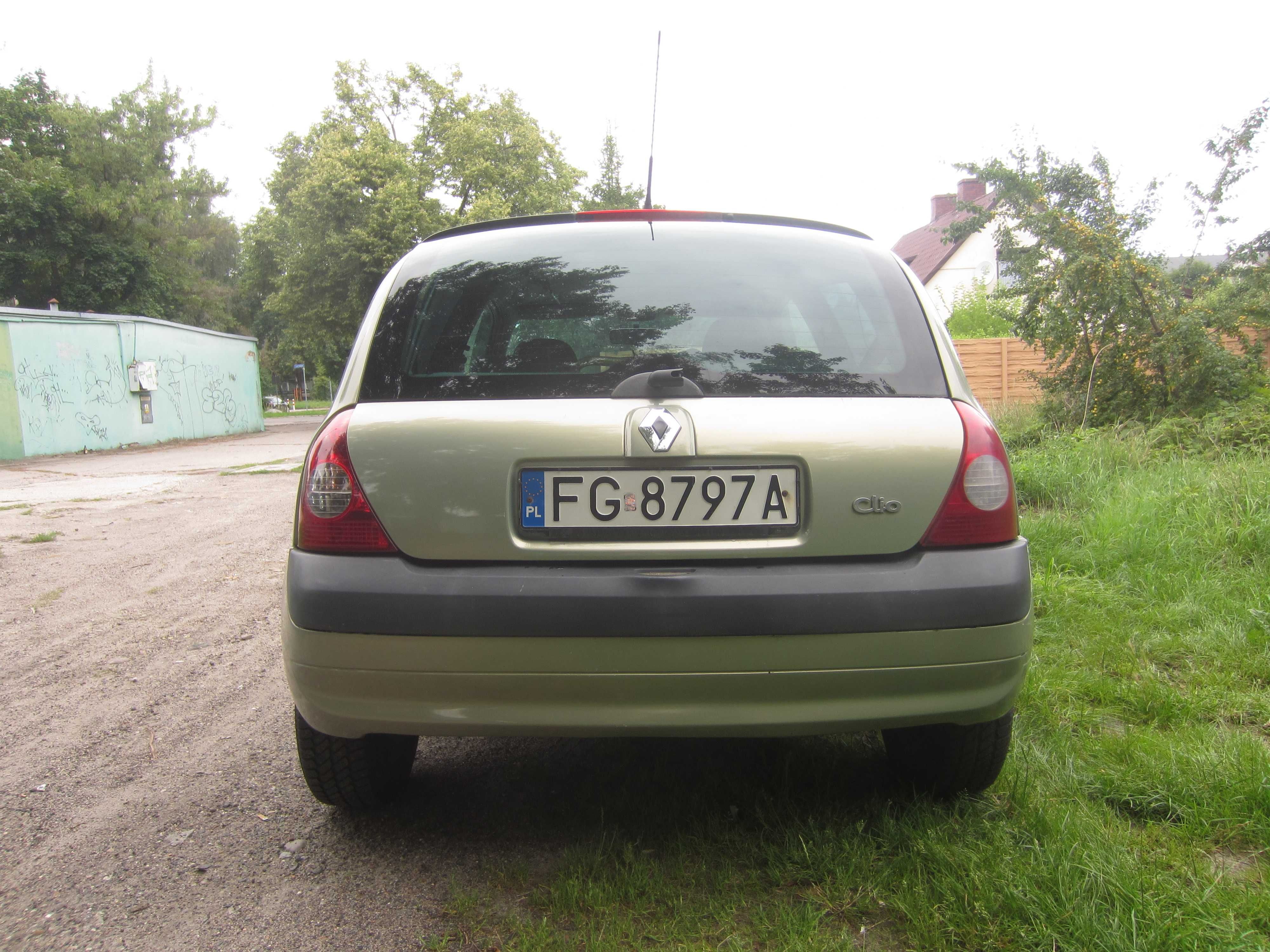 Renault Clio z 2002 r., silnik - 1,2 benzyna, w pełni sprawny