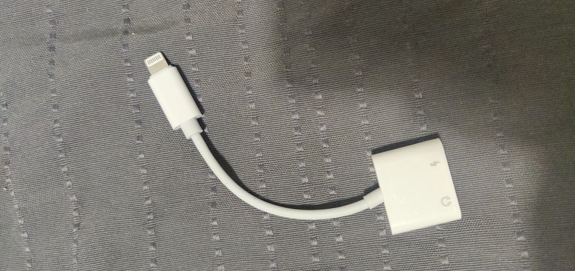 Rozdzielacz kabla AUX iPhone lightning adapter przejściówka Jack 3.5mm