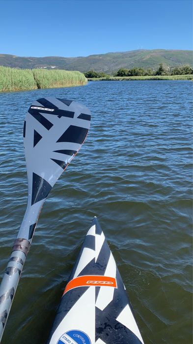 Prancha Stand Up Paddle Rígida RRD V2 Race