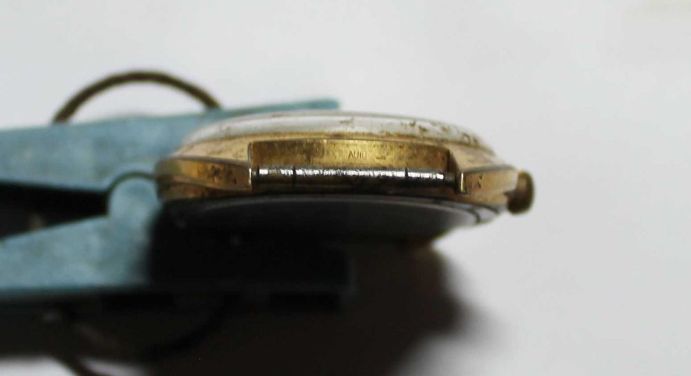 Годинник в позолот Восток АU-10