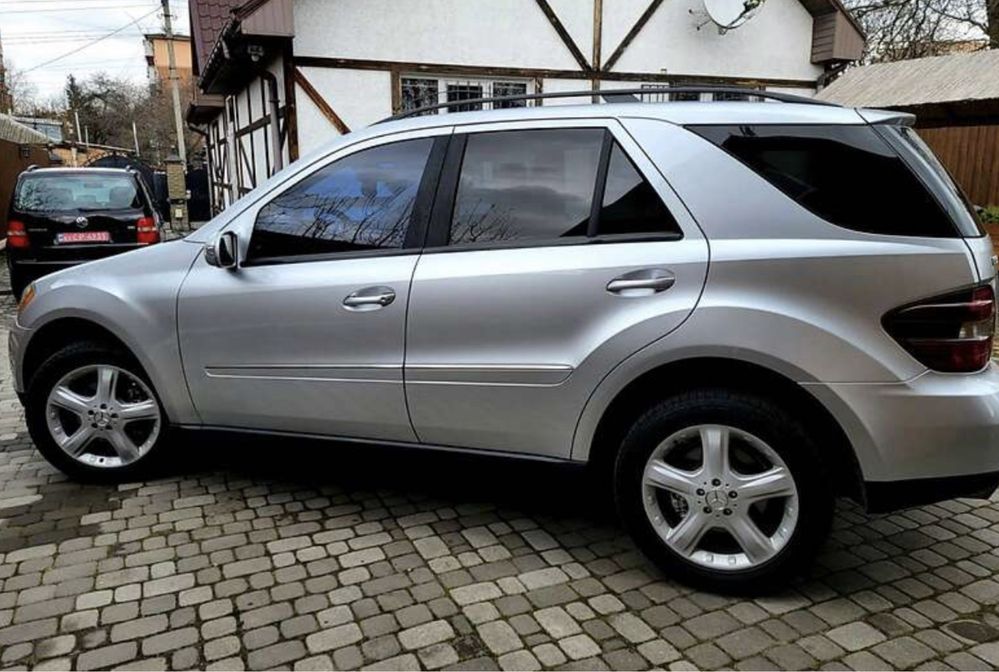 Продам Mercedes ML 350