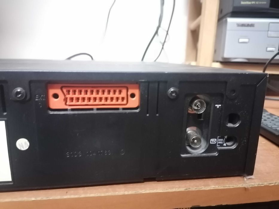 Magnetowid VHS Blaupunkt BV 245 pilot