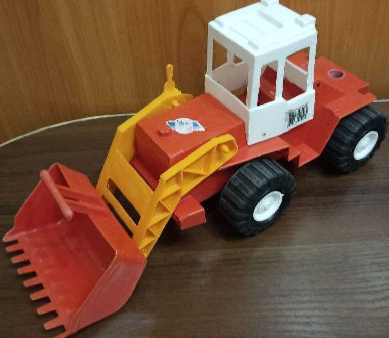 Продам танки, машинки