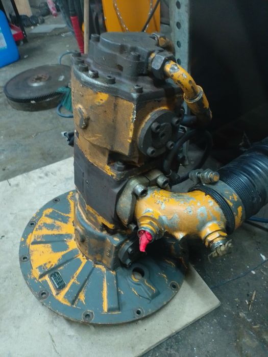 Pompa hydrauliczna LPVD75 Liebherr